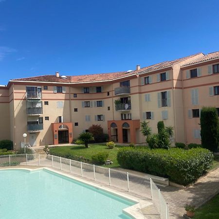 Residence Ste Croix Fréjus Dış mekan fotoğraf