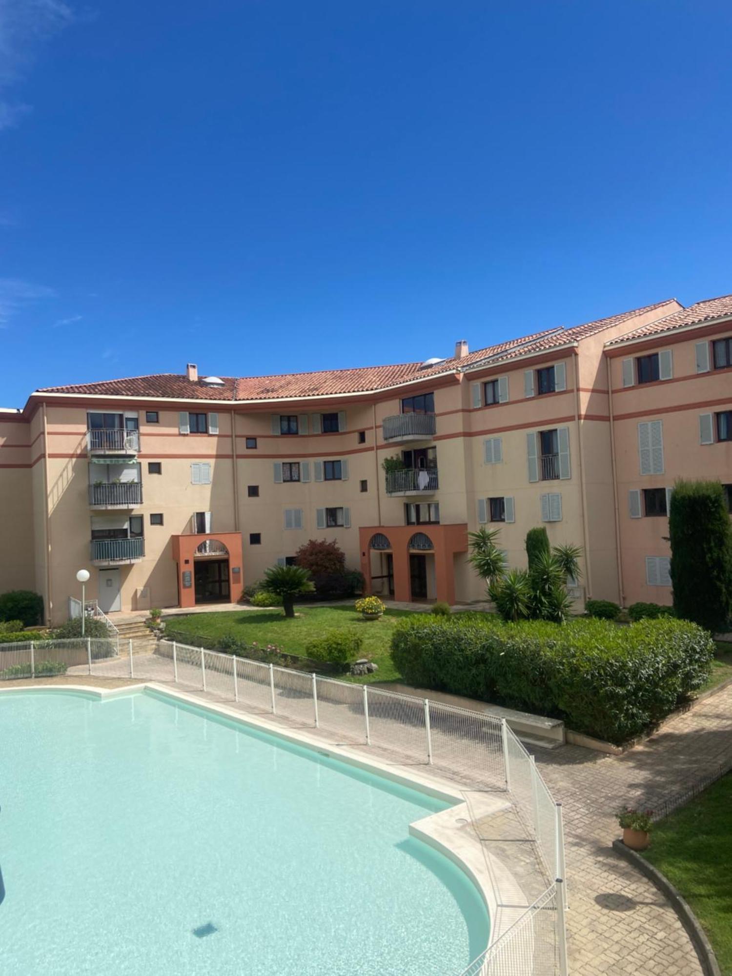 Residence Ste Croix Fréjus Dış mekan fotoğraf